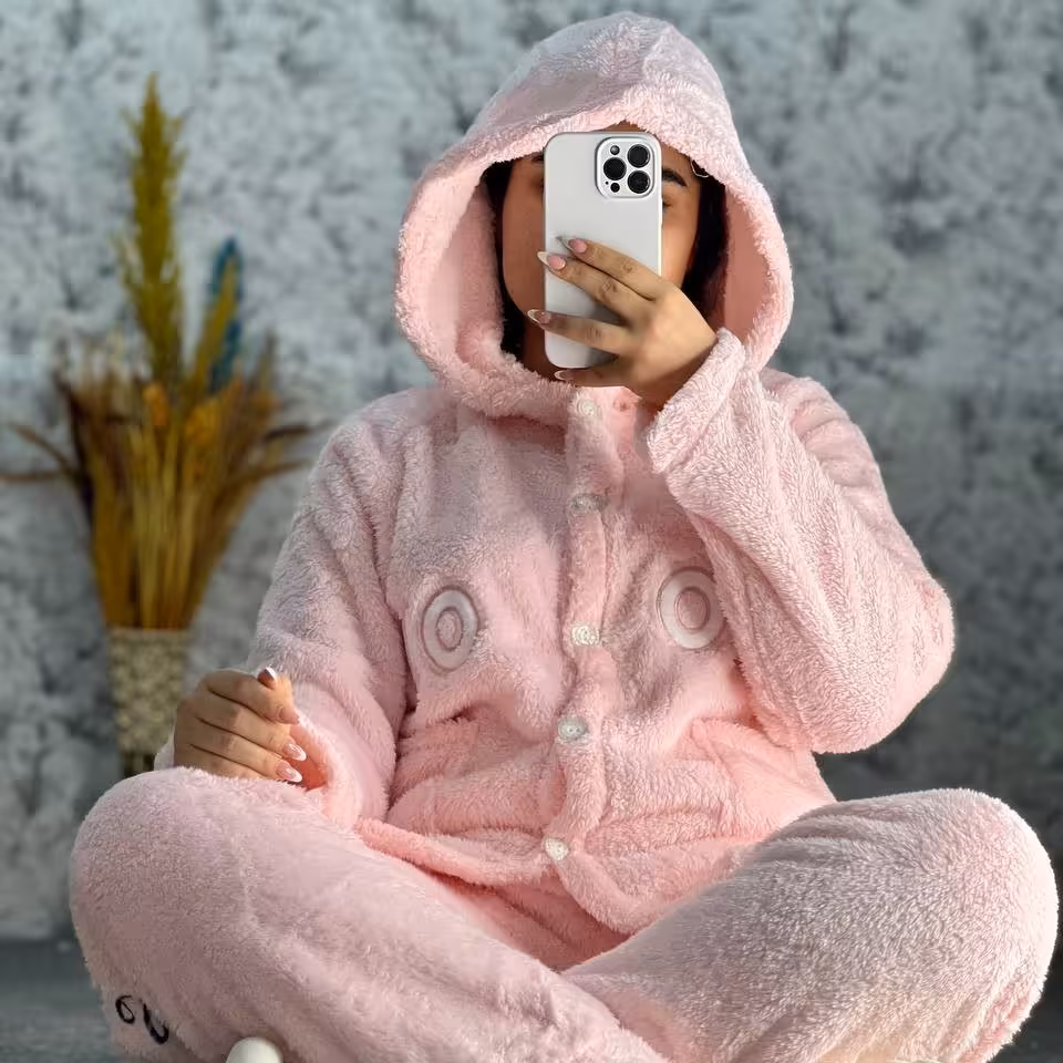 ست دو تیکه حوله ای زمستانه طرح صورتی