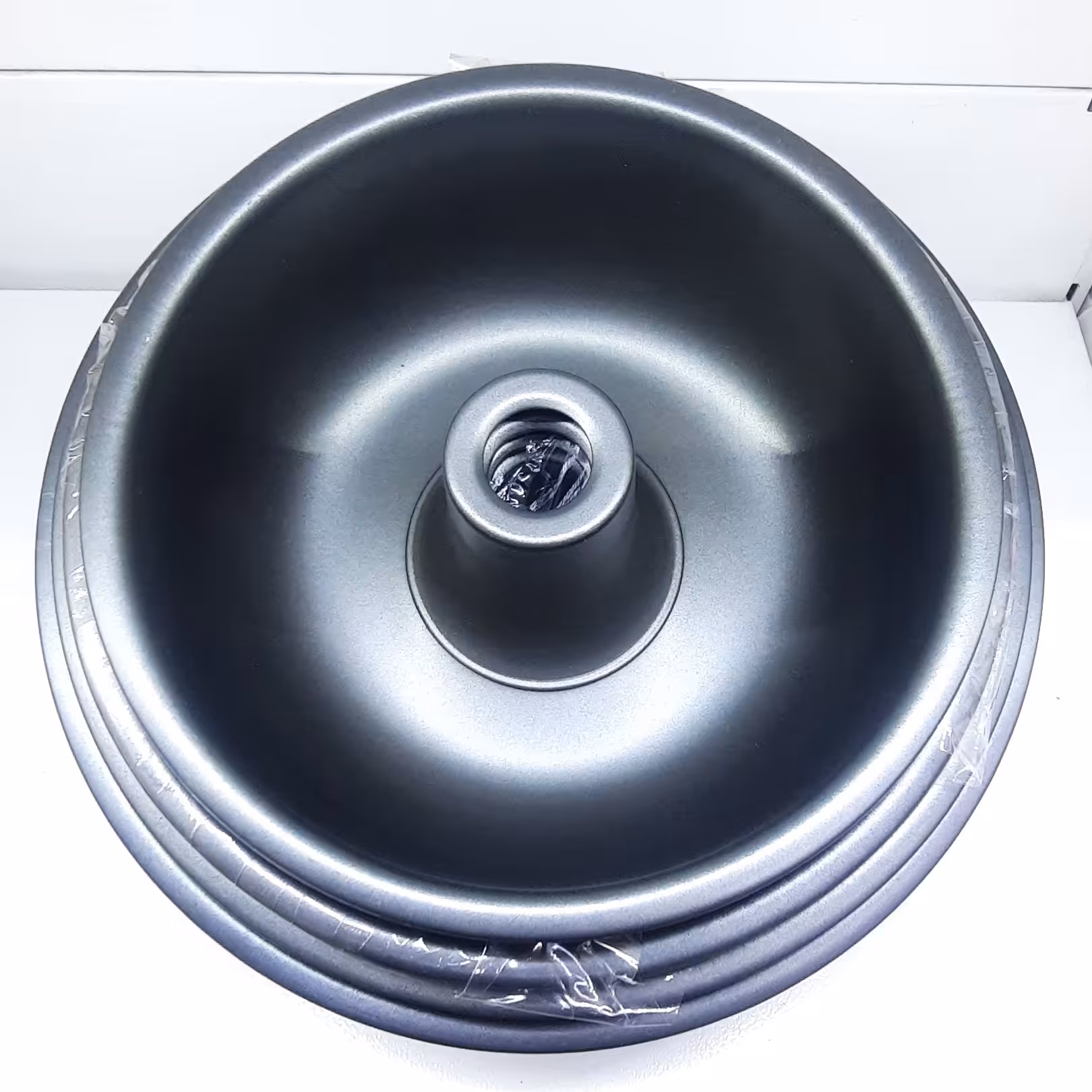 قالب کیک گرد تفلون اعلاء شیفون دار قطر 20 سانت ارتفاع 8 سانت