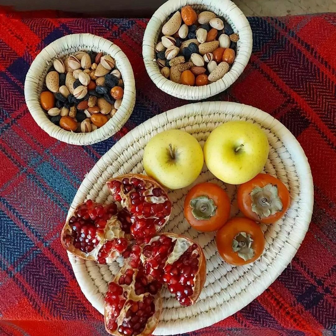 ست بیضی وپیاله حصیری(2عدد)