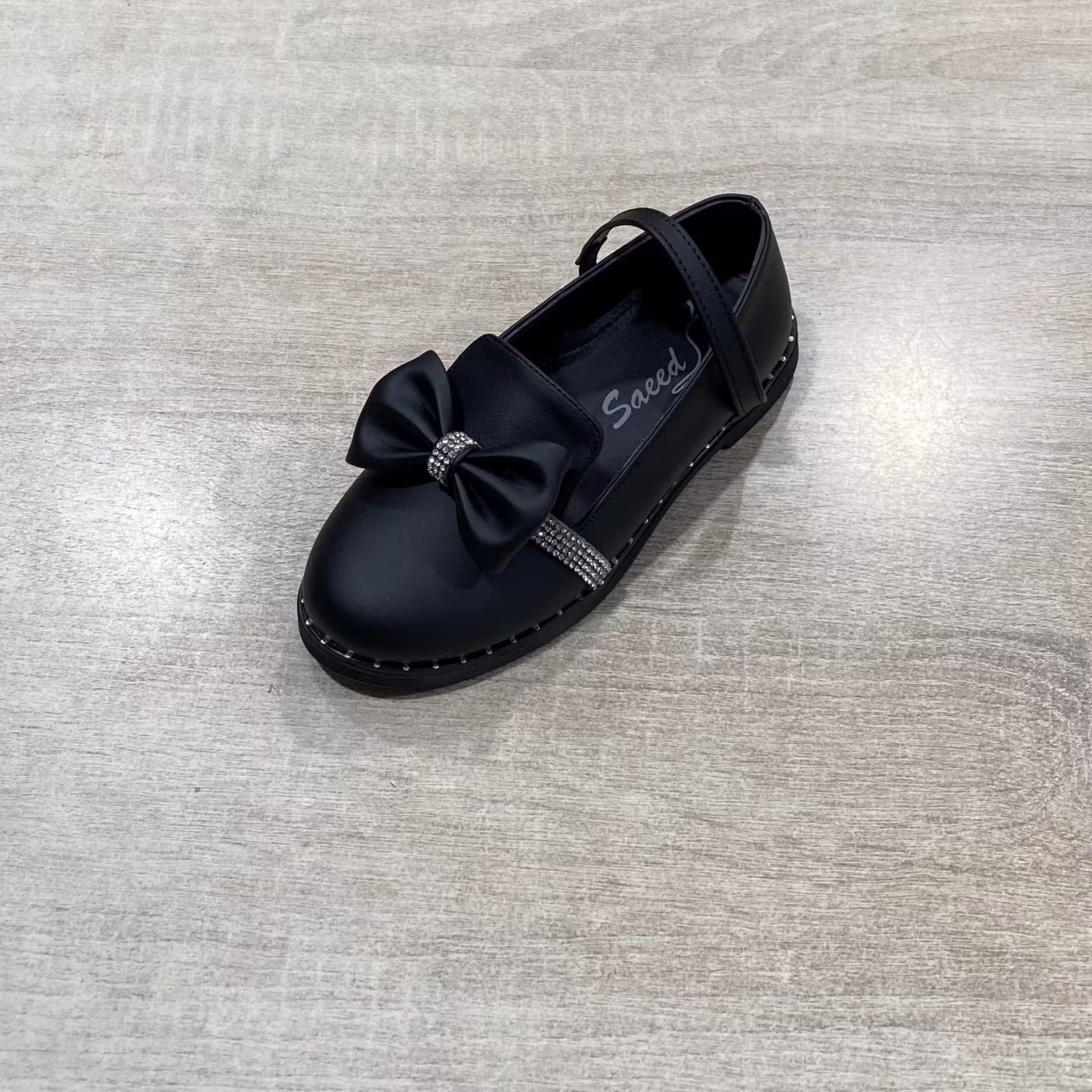 کفش دخترانه راحتی مجلسی پاپیونی.رویه باکیفیت عالی.سبک وشیک.ظریف وخوشپا.31 تا 36