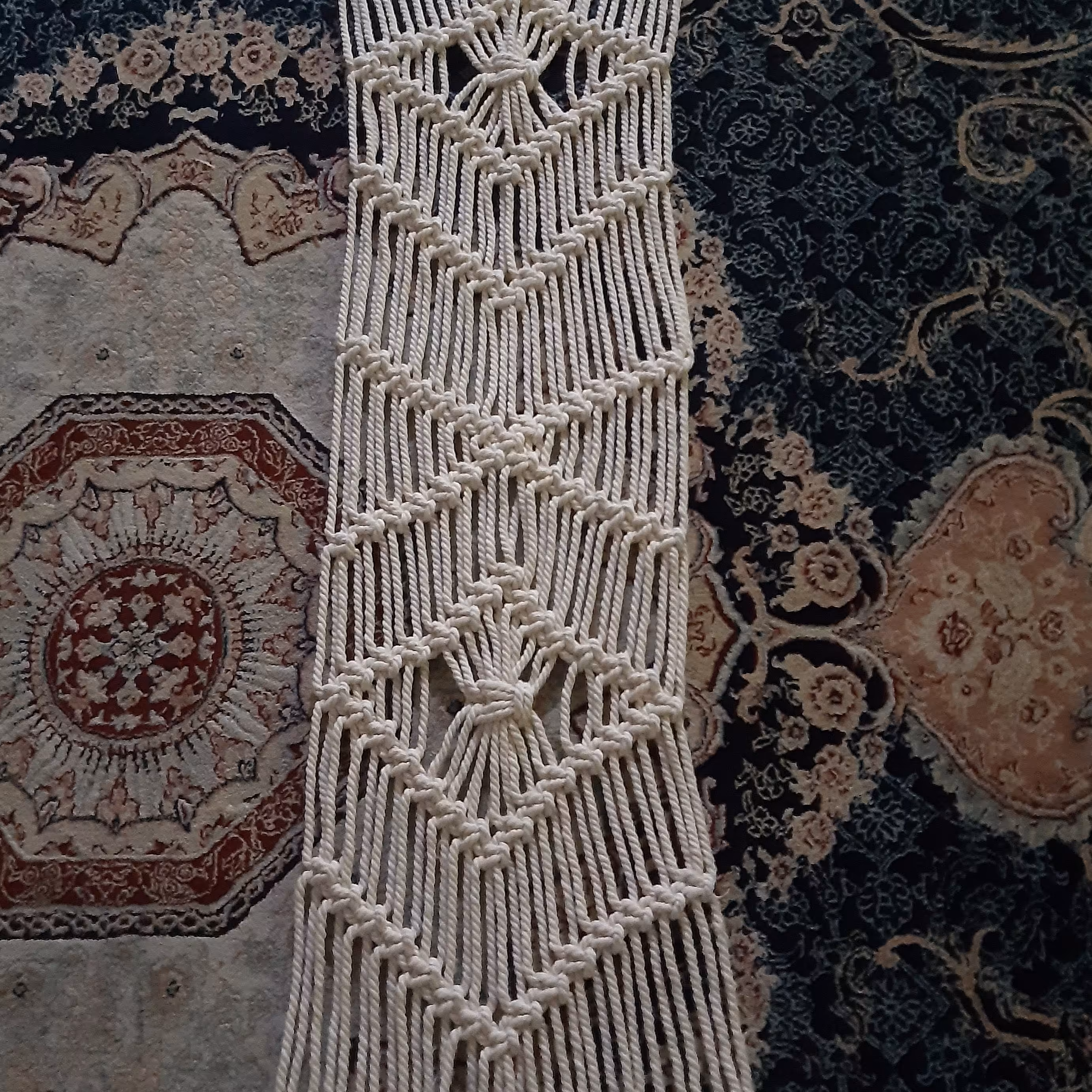 رانر مکرومه بافی