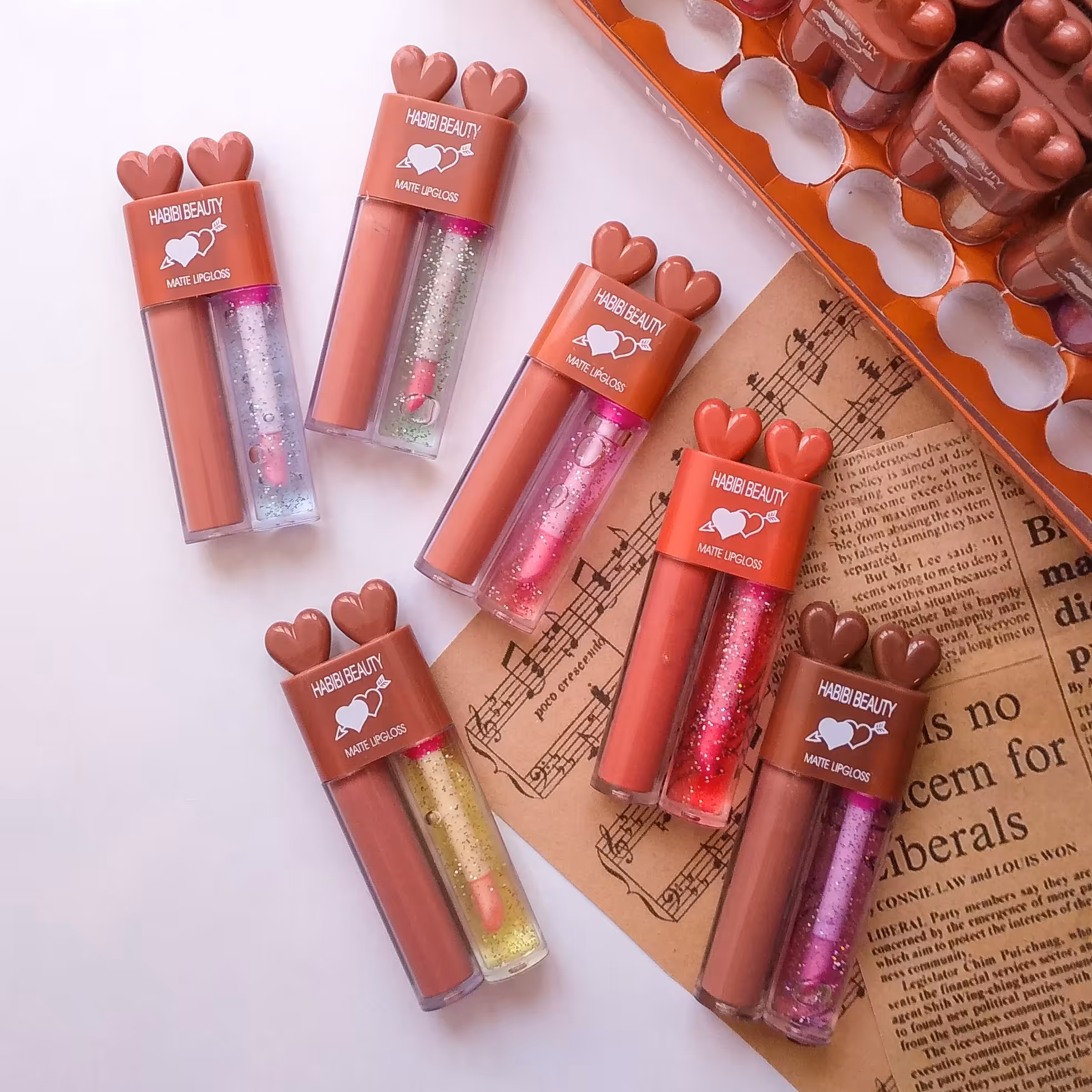 ست برقلب حرارتی شاین دار و رژلب دوقلو قلبی