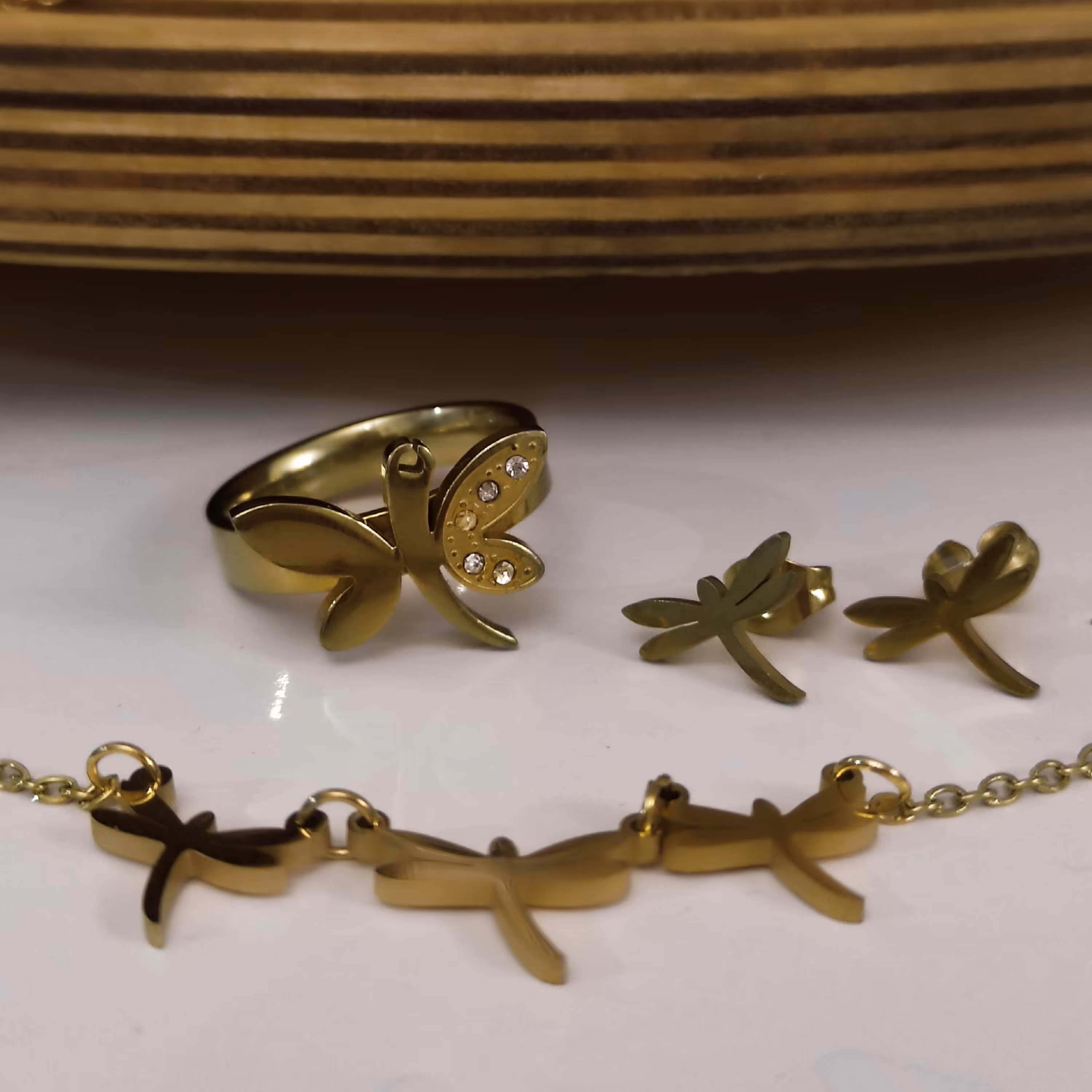 نیم ست با انگشتر استیل رنگ ثابت استاینلس استیل مناسب هدیه بدلیجات اکسسوری زیورآلات گردنبند پلاک زنجیر گوشواره میخی بدل