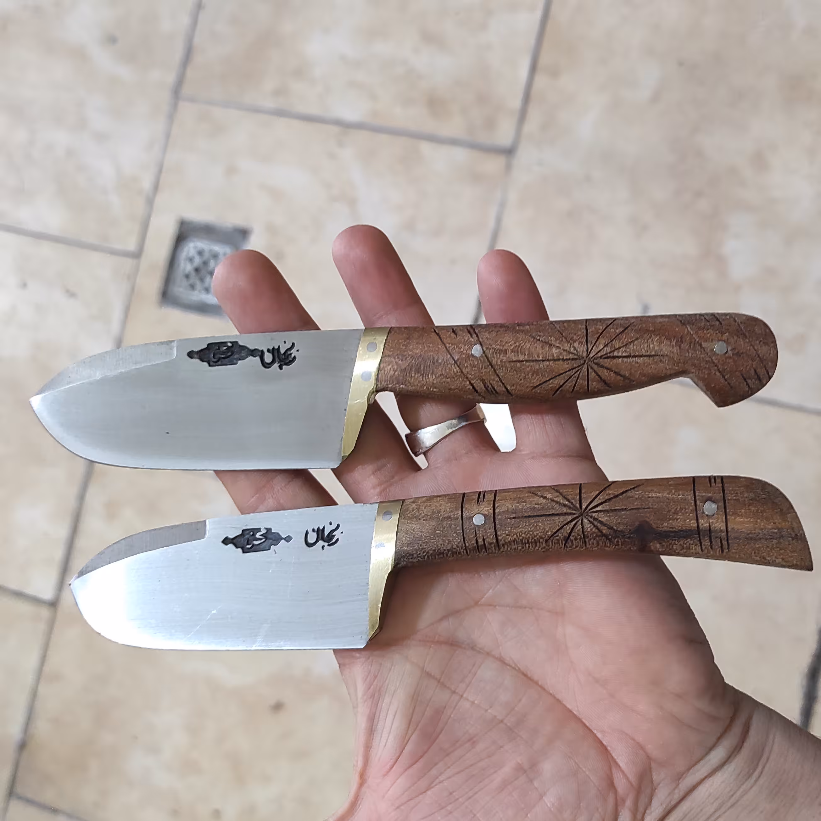 تیزی پوست کن (چاقوی زنجان)