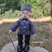 عروسک پارچه ای بابابزرگ کلاه دار 30 سانتی رضوانه کد 75