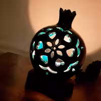 جاشمعی انار دکوری جاشمعی سرامیکی  استند انار پاییزی مجسمه انار مشبک انار مصنوعی دکور عکاسی دکور پاییزی دکور کریسمس