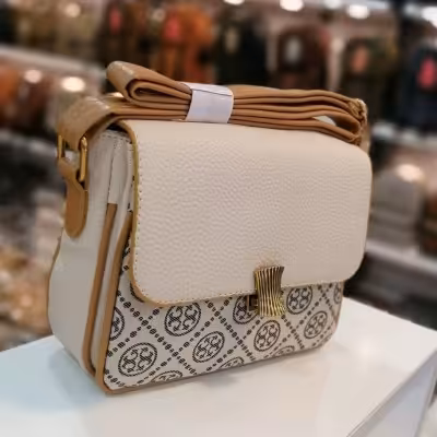 کیف زنانه و دخترانه پاسپورتی