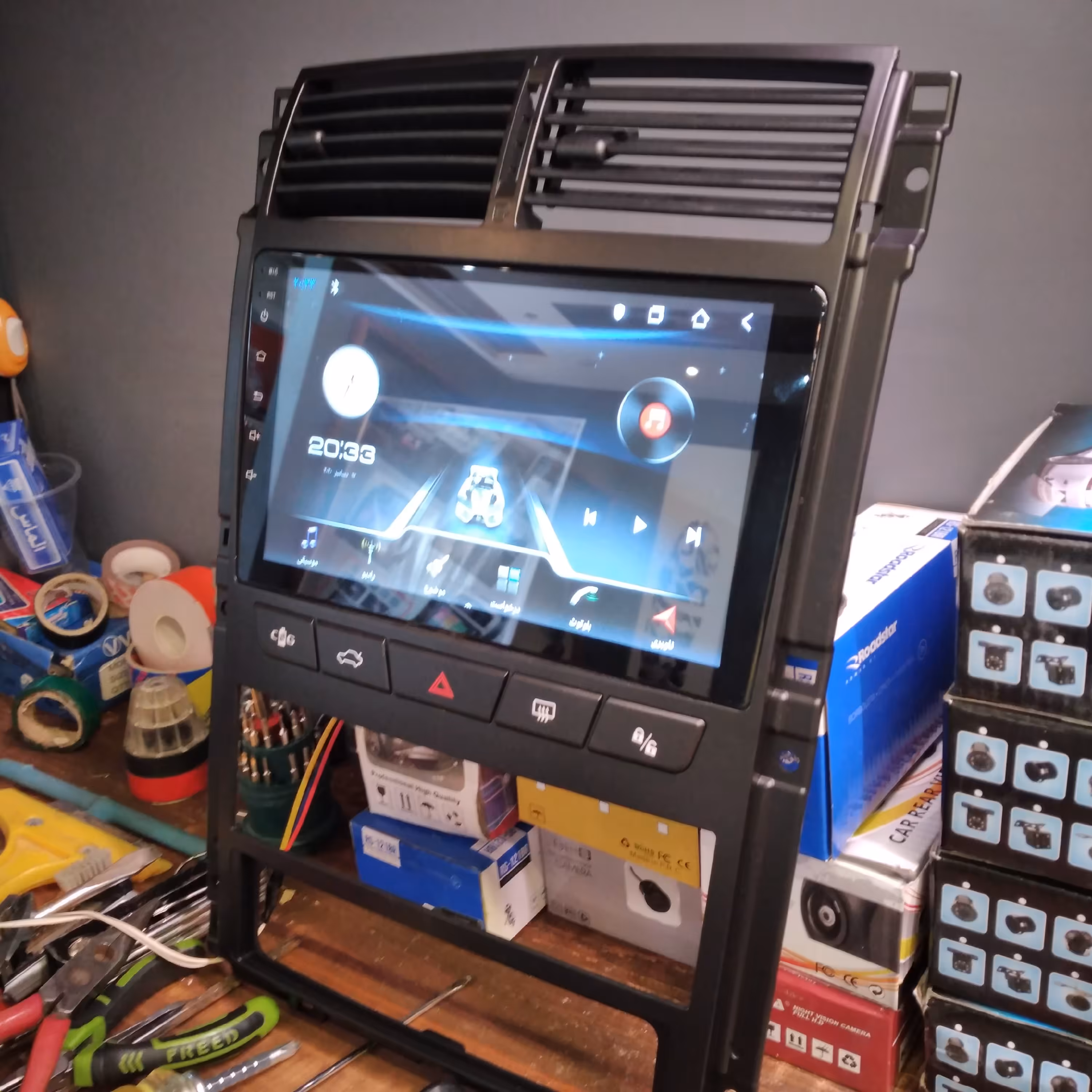 مانیتور فابریک اندروید خودرو