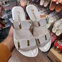 دمپایی راحتی و روفرشی 