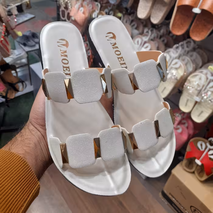 دمپایی راحتی و روفرشی 