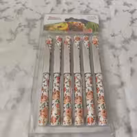 کاردمیوه خوری بسته 12 تایی مارک ماربلا (Marbella) جنس stainless Steel Brazilطرح سرامیکی جنس عالی طرح گل دار (چاقو ) 