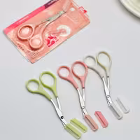 قیچی ابرو شانه دار 