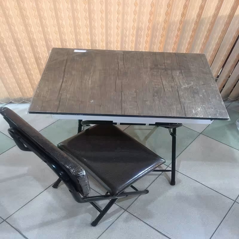 میز تحریر باکس دار قهوه ای با صندلی