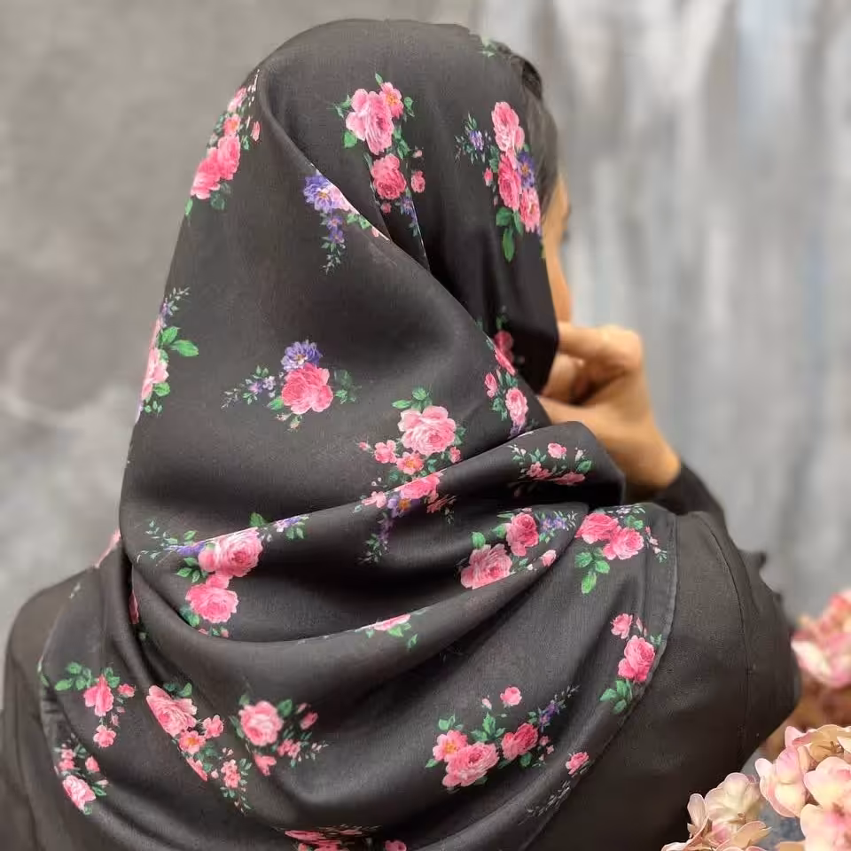 روسری نخی قواره دار