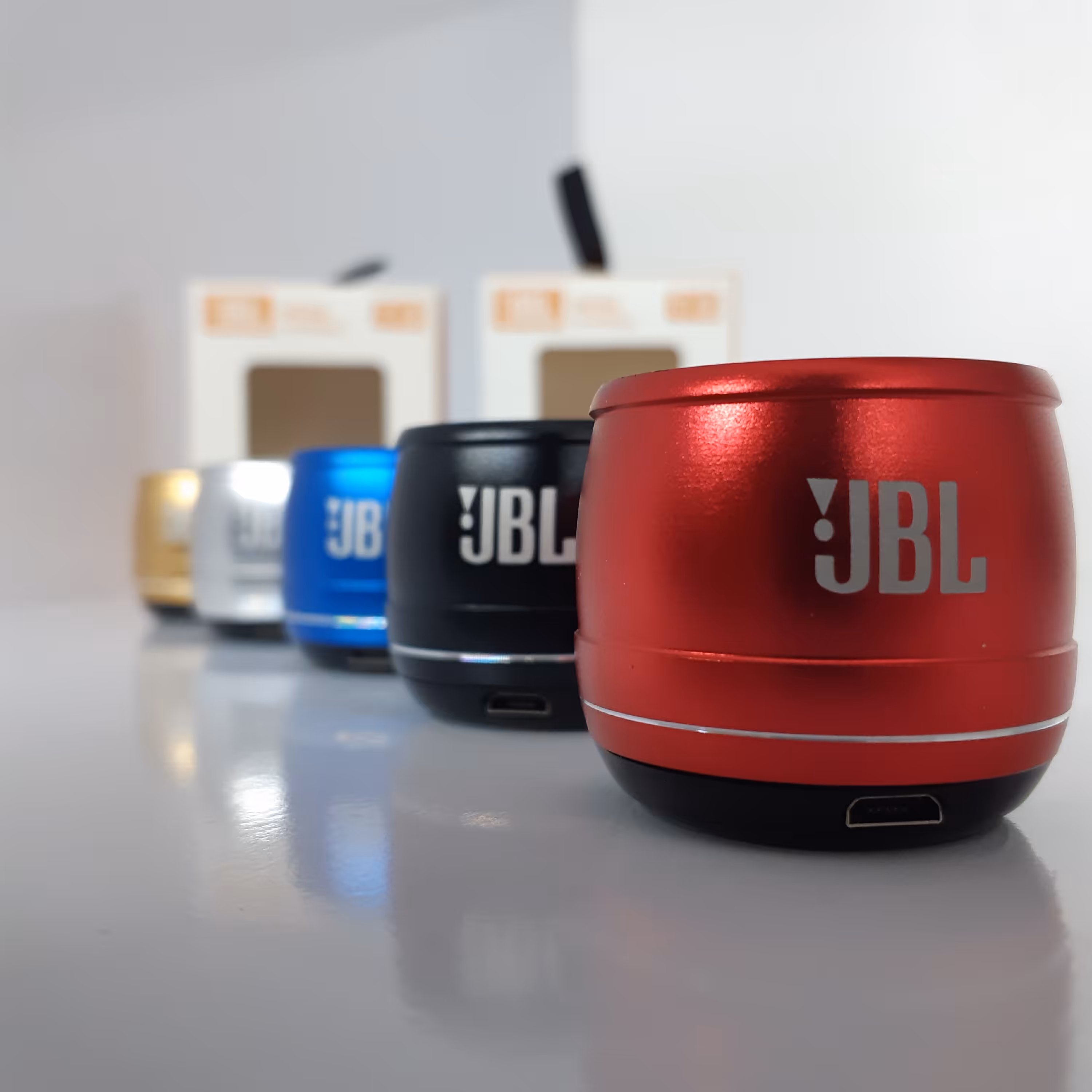 مینی اسپیکر  همراه jbl