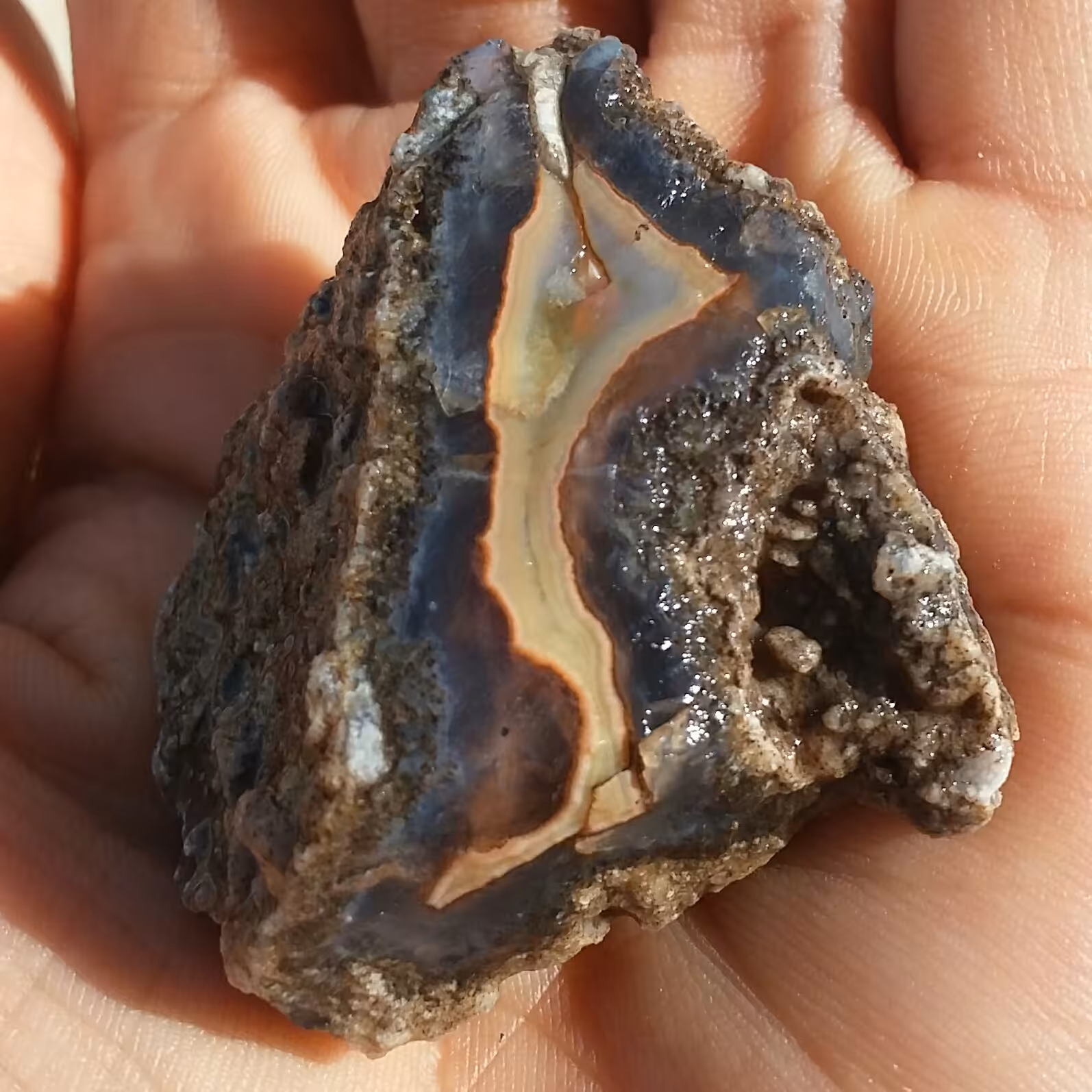 سنگ راف عقیق سلیمانی 3 بعدی رنگی بی نظییییر صد در صد طبیعی
تابلو نقاشی طبیعی تکرار نشدنی شاااهکار خلقت بسیار زیبا