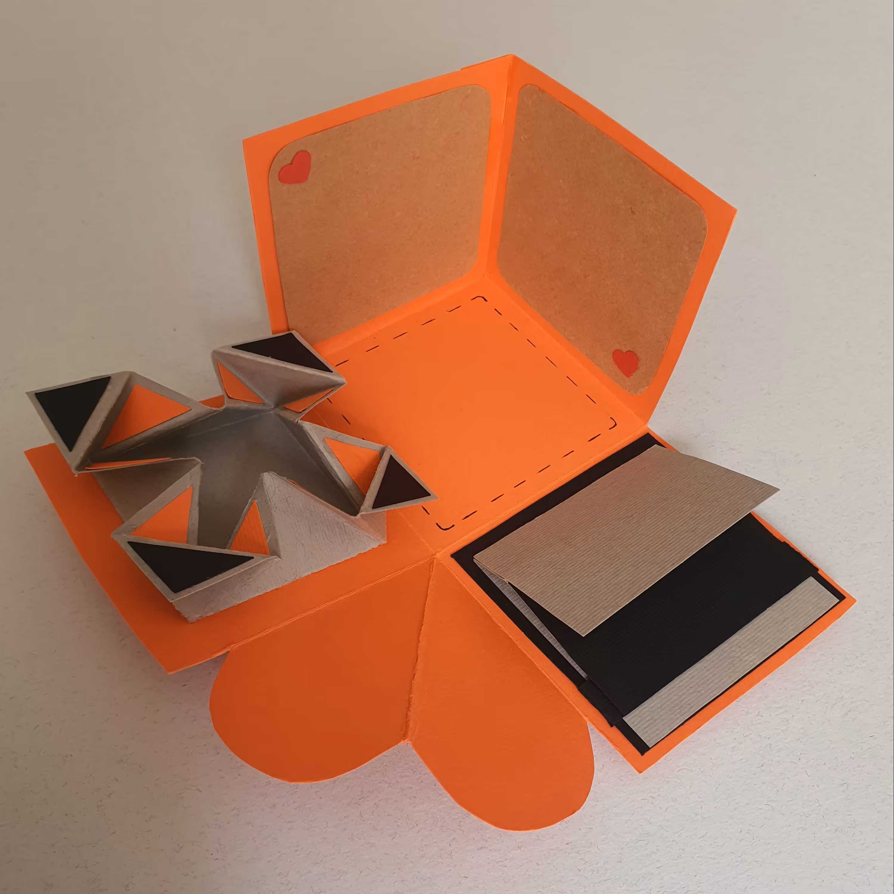 جعبه ی هیجان انگیز