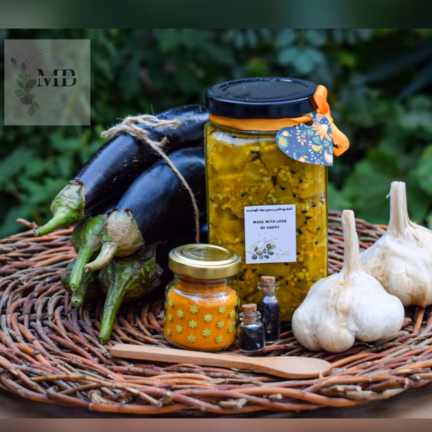 کیمچی بادمجان و سیر