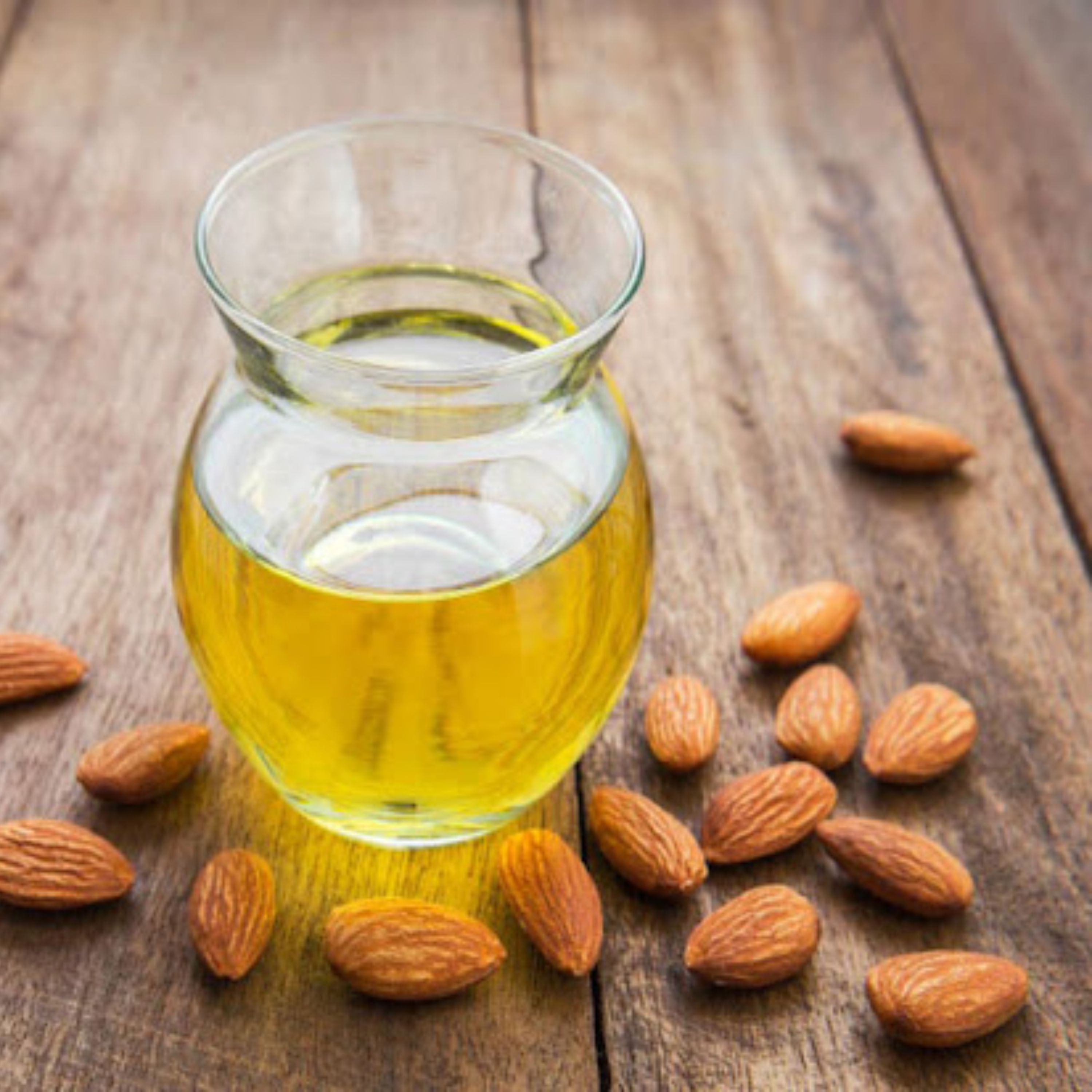 روغن بادام شیرین خالص یک لیتری
