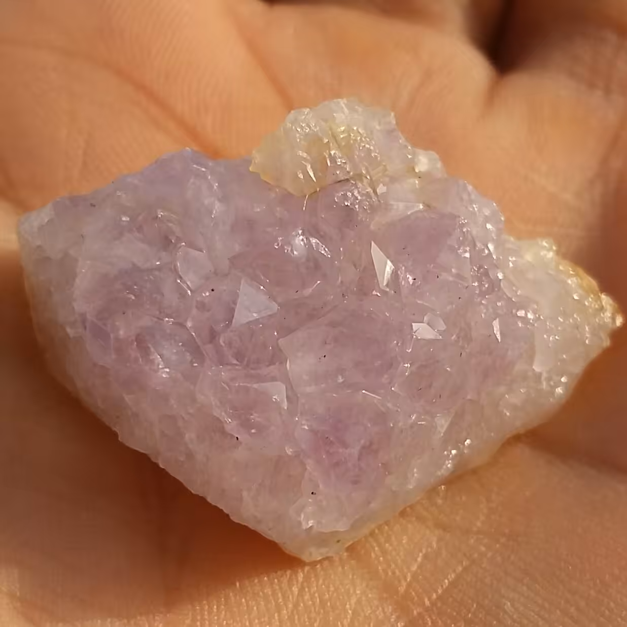 سنگ راف آمتیس بلور درشت بسیار زیباا دیدنی کاملا طبیعی شاهکار خلقت خاا ااص