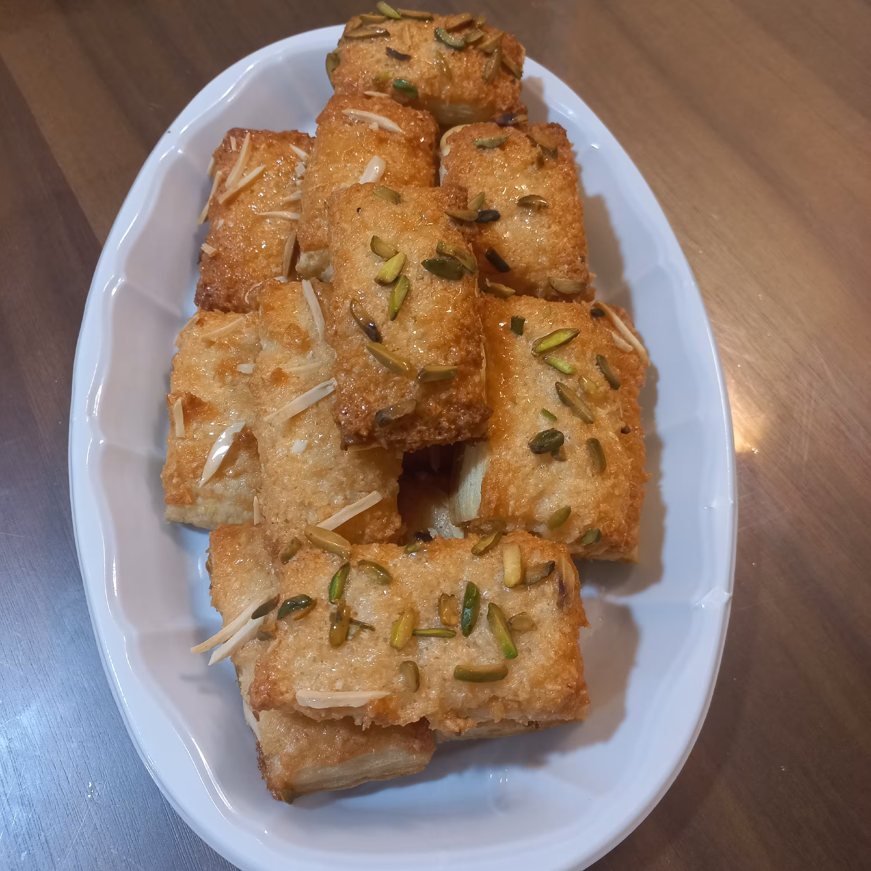 شیرینی پای نارگیل خانگی .