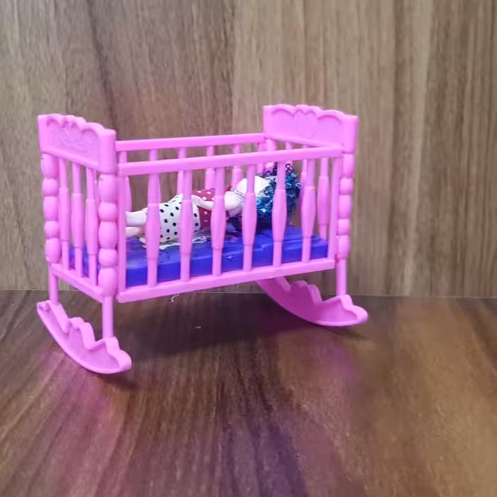 گهواره کوچک با عروسک سلفنی