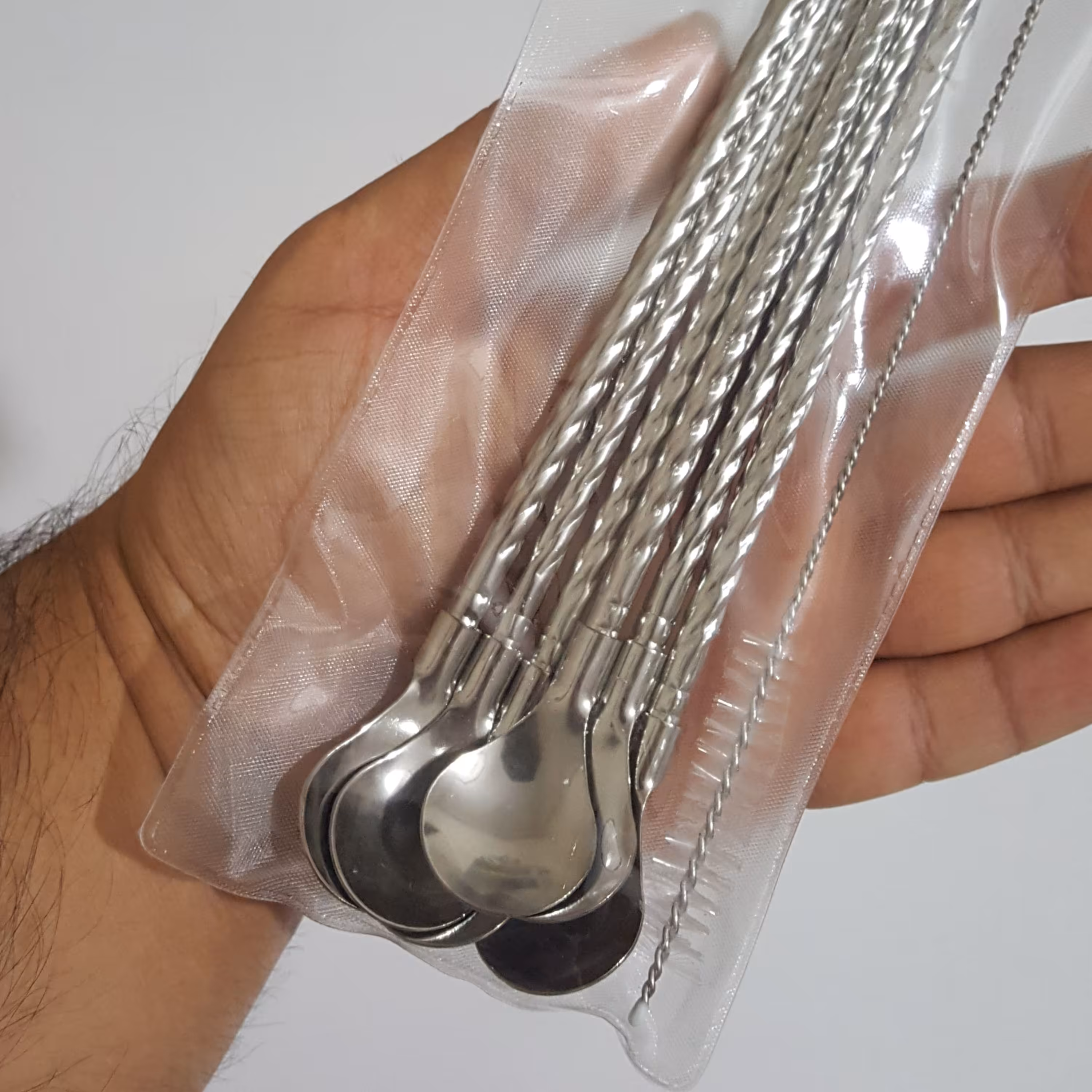 قاشق نی دار شربت و نوشیدنی فرچه دار طرح پیچی( 6 عدد) رنگ استیل با فرچه شست و شو