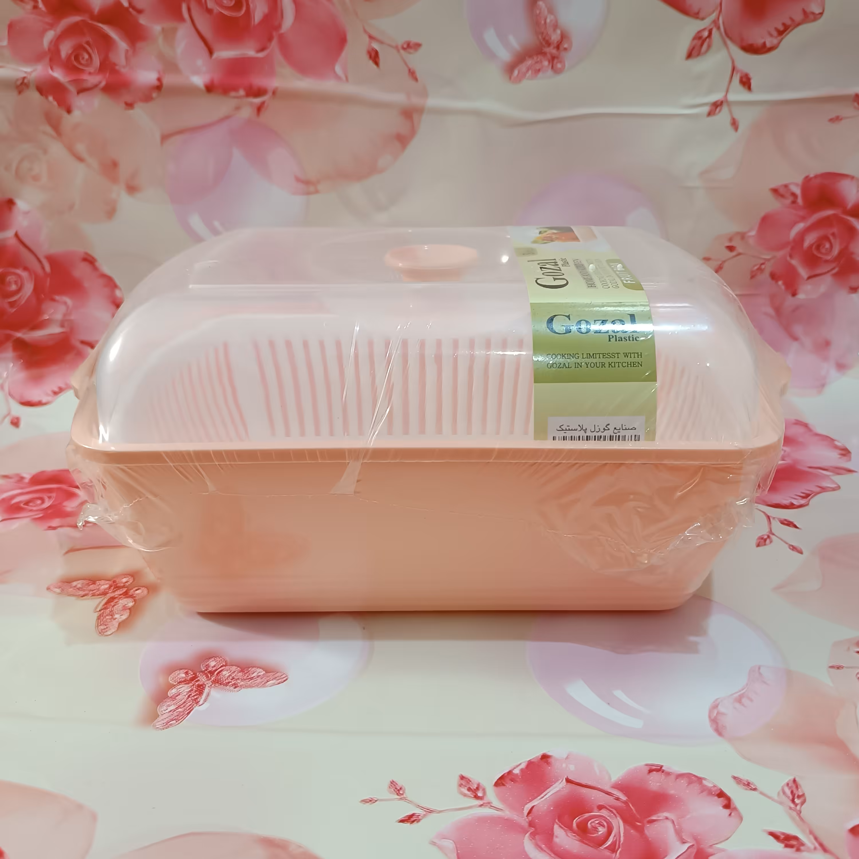 سه پارچه کوچک ، رنگ صورتی پاستیلی، طول 24 عرض 18  ارتفاع 12 ( مخصوص نگهداری نان و میوه و سبزیجات)