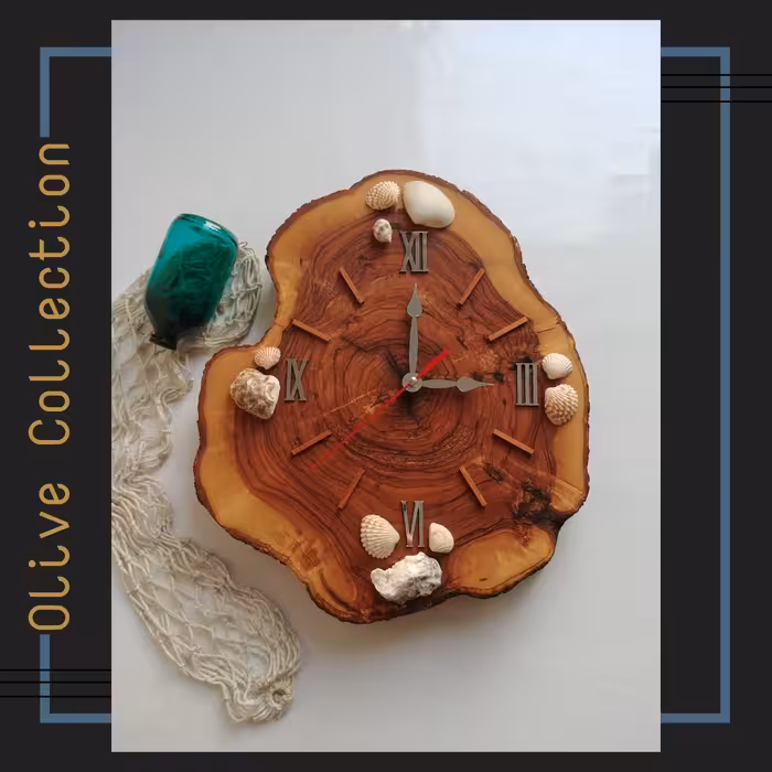 ساعت دیواری چوب زیتون ابعاد  27در32  کد ZL 02
