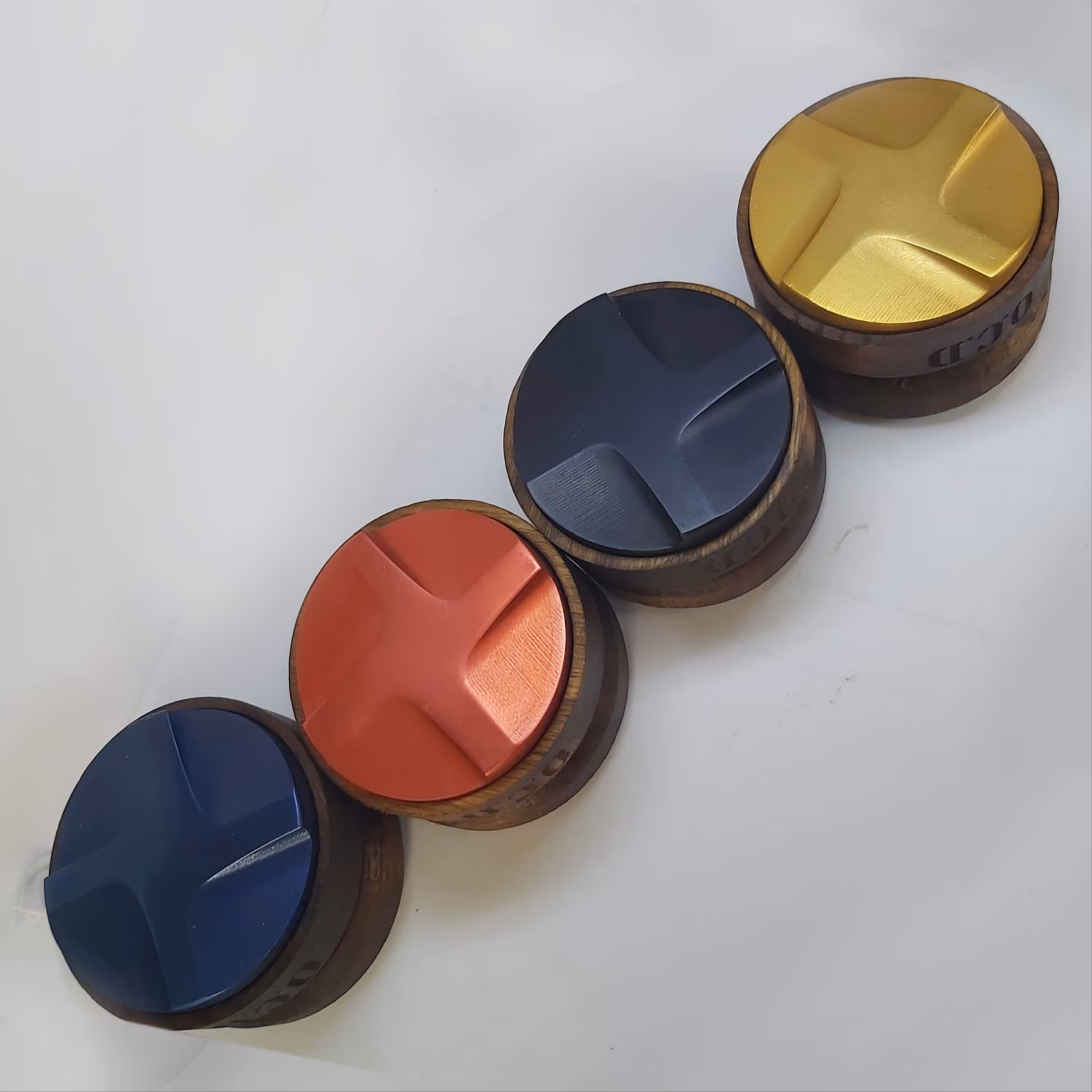 لولر قهوه چوبی مدل OCD58 سایز 58 مشکی با طراحی ویژه