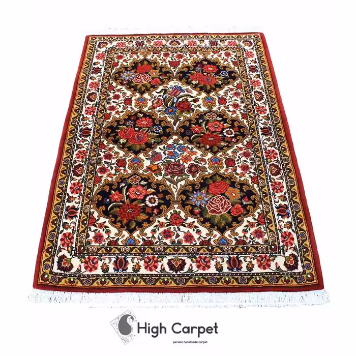 فرش دستبافت بختیار خشتی گل فرنگ یک و نیم متری کد 1114