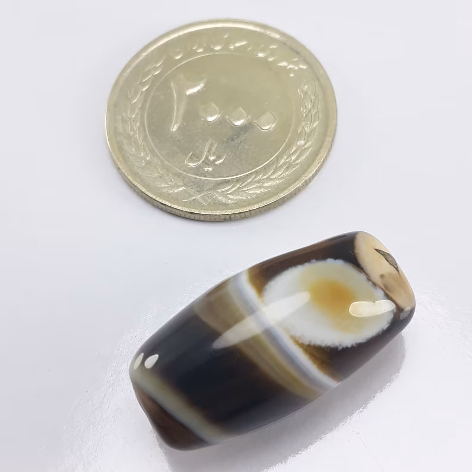 مهره عقیق سلیمانی نقش دار  بسیار خاص و کلکسیونی معدنی