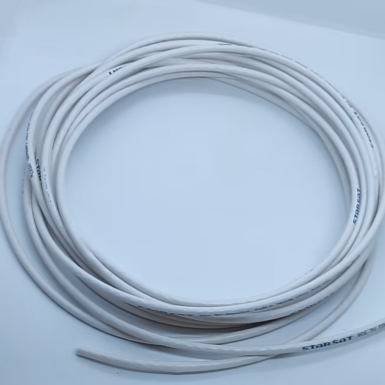 سیم انتن 50 متری رنگ سفید مناسب آنتن و رسیور