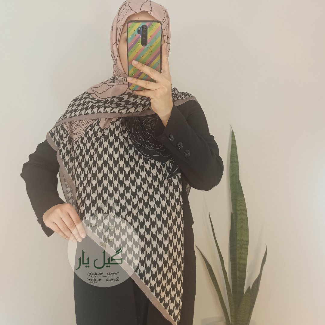 روسری نخی پیچازی گل صورتی ،مناسب بهار و تابستان ( قواره 140 ، تک رنگ )