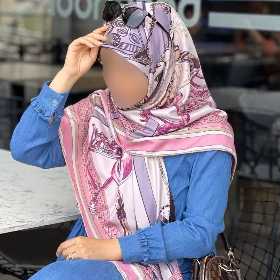 روسری توییل ابریشم مزونی مجلسی قواره 140 دوره دست دوز در دورنگ