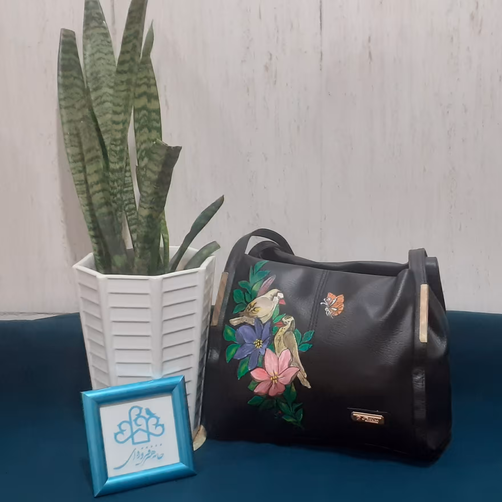 نقاشی روی  انواع  کیف و کفش