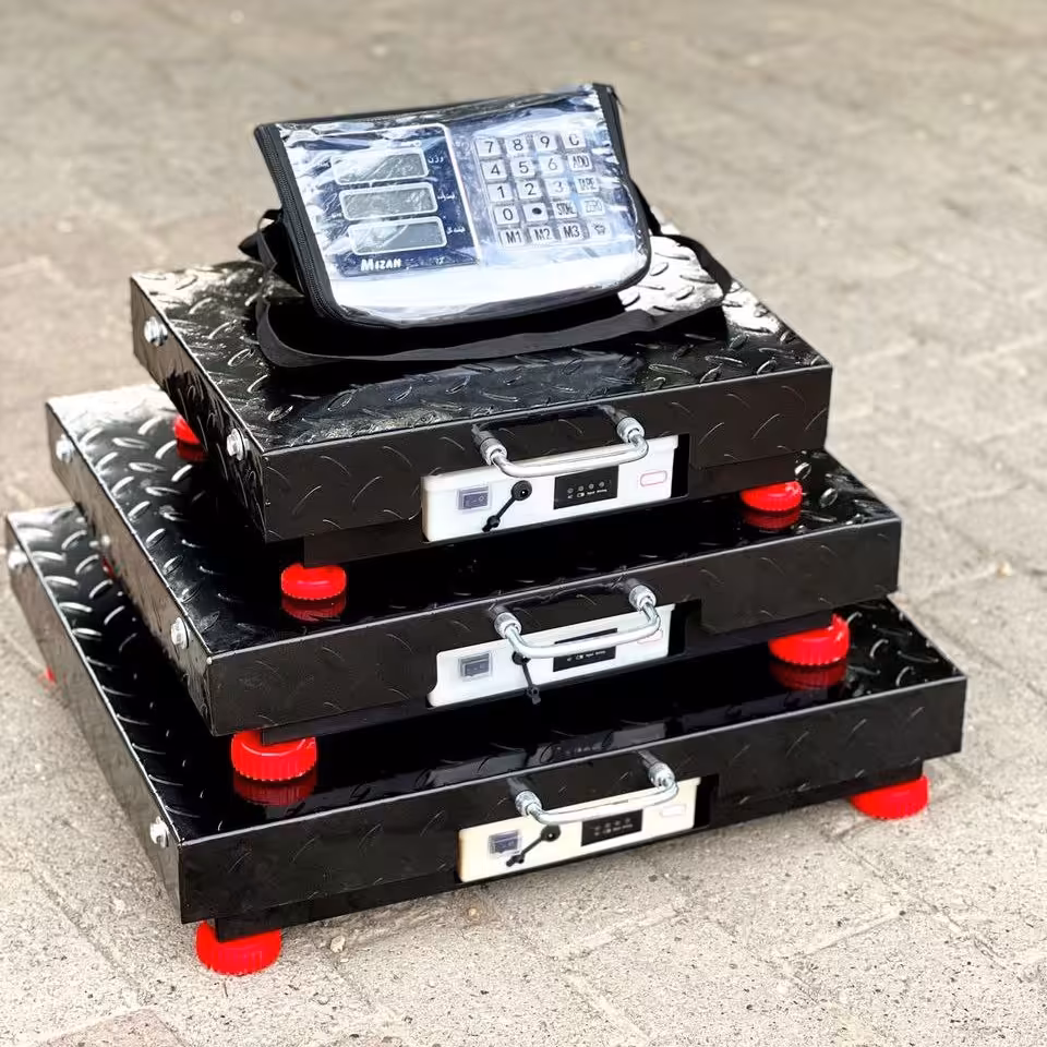 ترازو باسکول بیسیم وایرلس 350 کیلوگرمی کفه 40 در 50 ساخت ایران هزینه ارسال با مشتری و بصورت پس کرایه میباشد