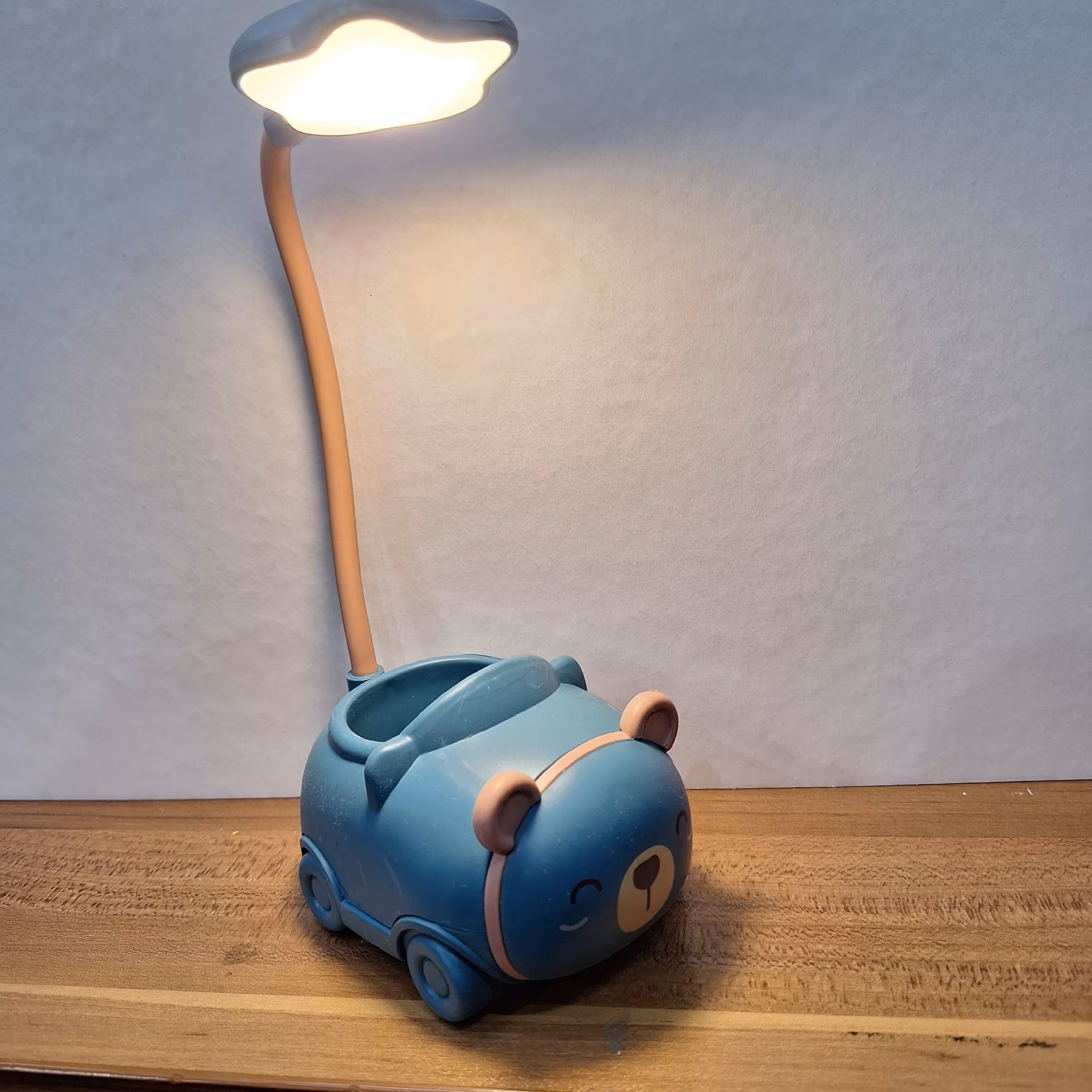 چراغ مطالعه خرسی