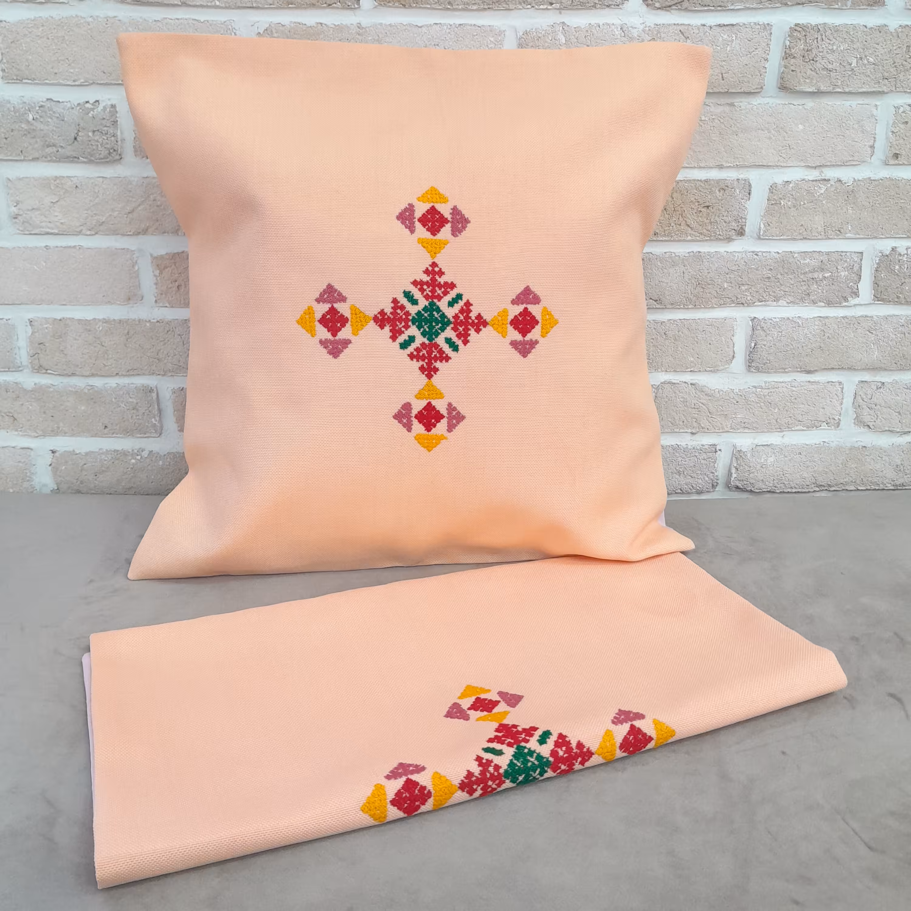 کوسن بلوچدوزی