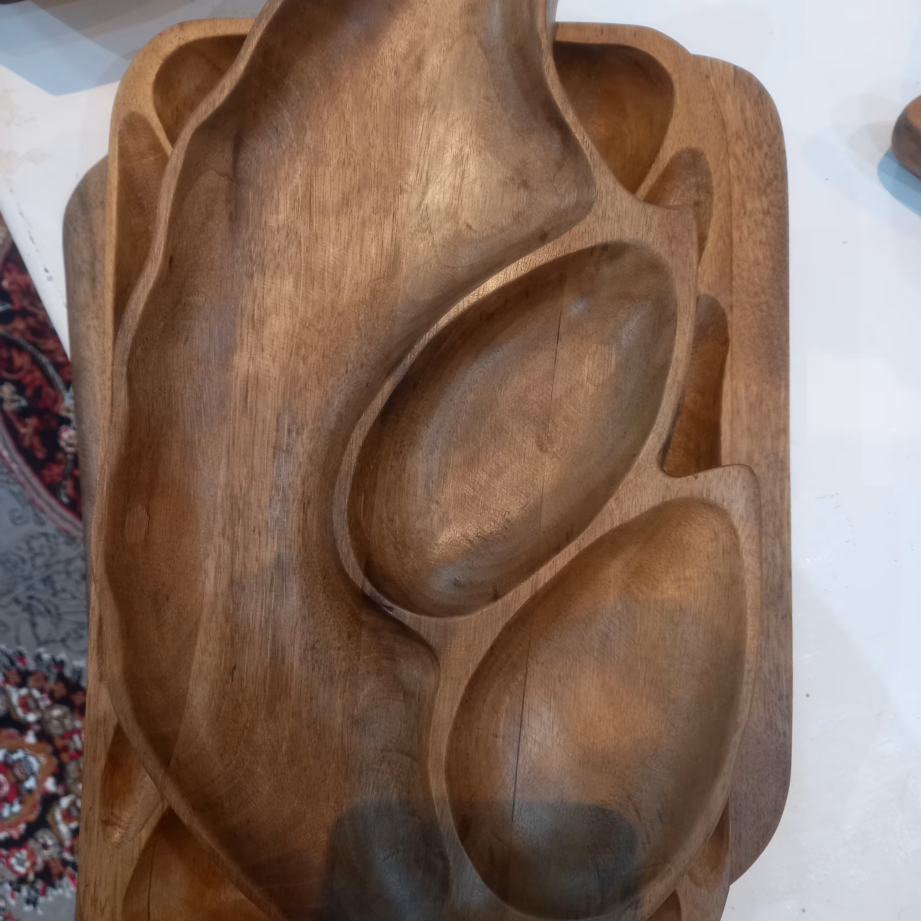 اردو خوری چوبی طرح برگ