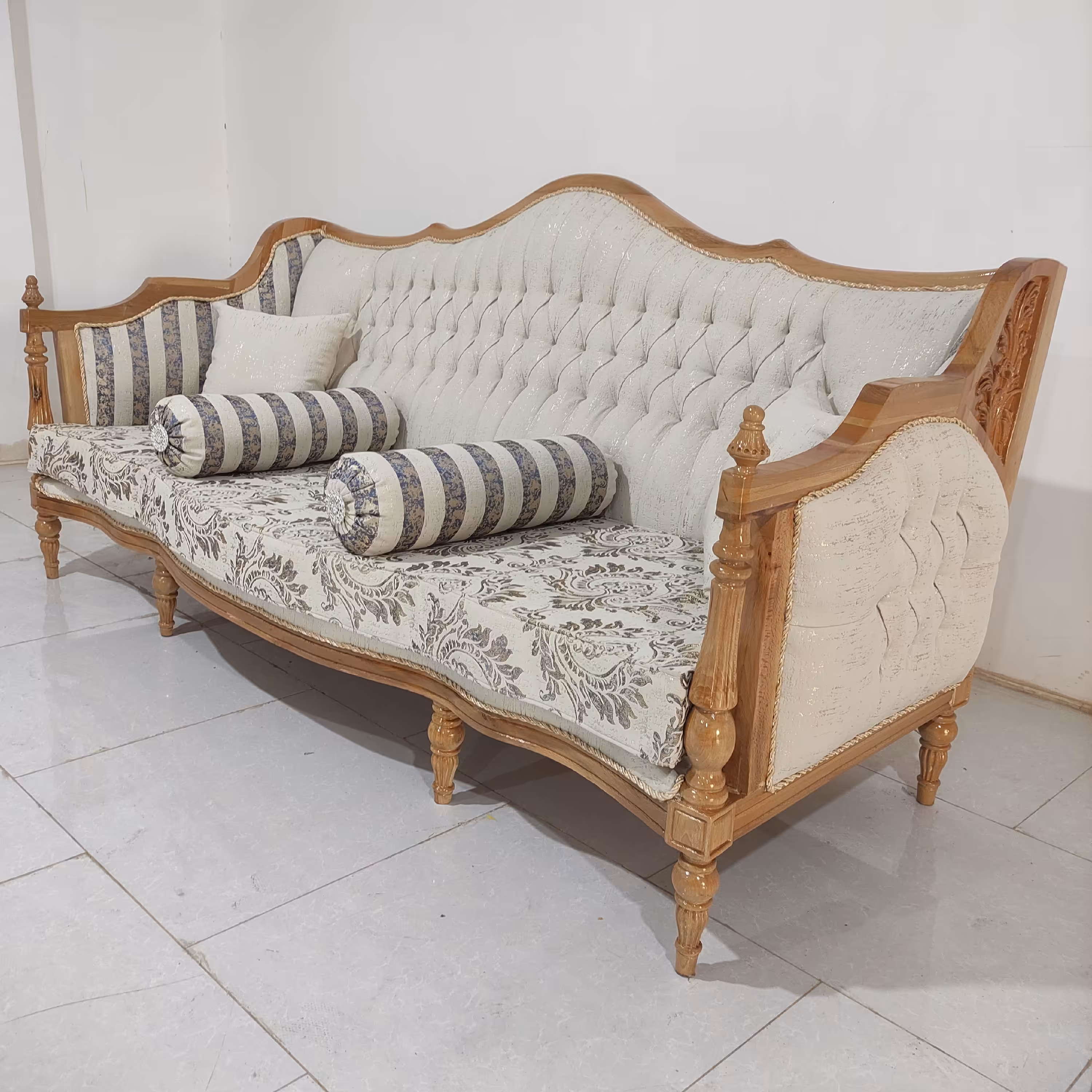 مبل کلاسیک 9نفره ابزاری مدل عصایی تمام چوب راش با رنگ چوب آستار