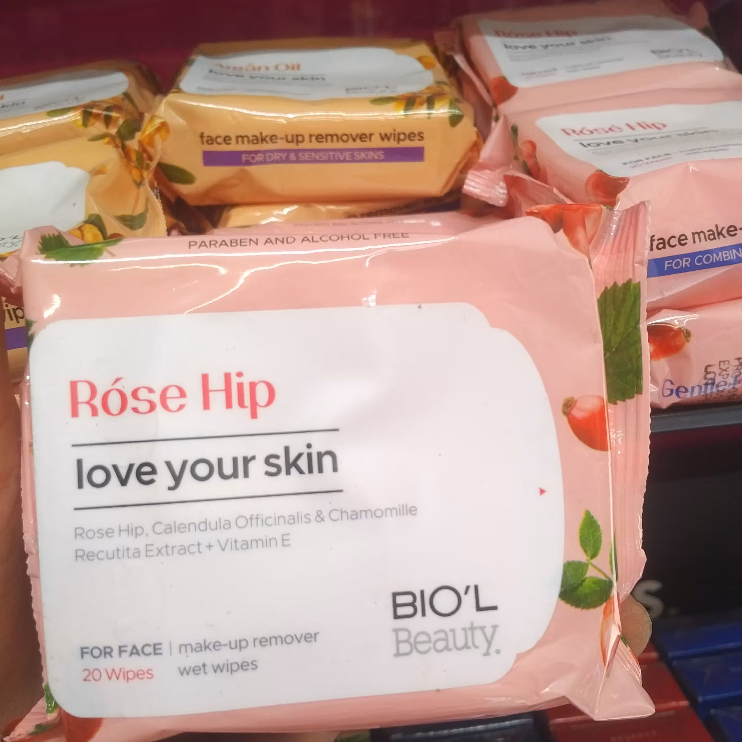 دستمال مرطوب بیول بسته 20 عددی با عصاره های گیاهی