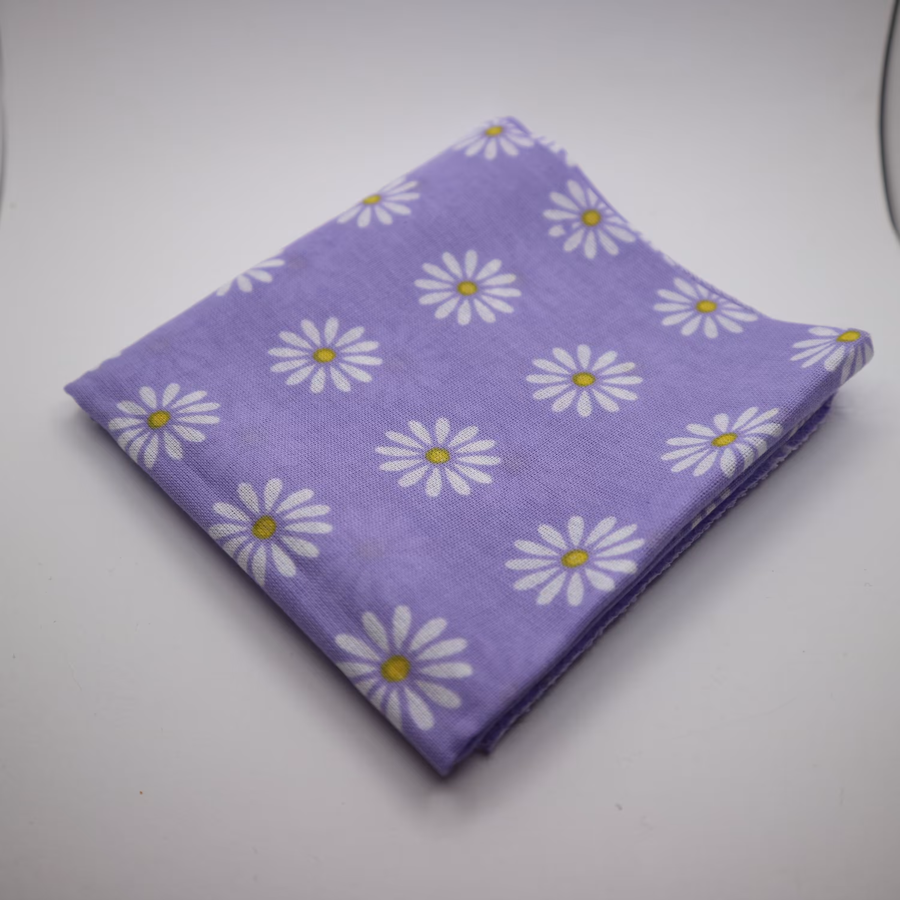 باندانا (روسری کوچک) مدل گل بابونه