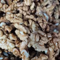 مغز گردو ایرانی درجه یک سفید و درشت و روغنی بسیار تازه و مناسب با انواع ذائقه در بسته های ریز تا درشت آماده ارسال است