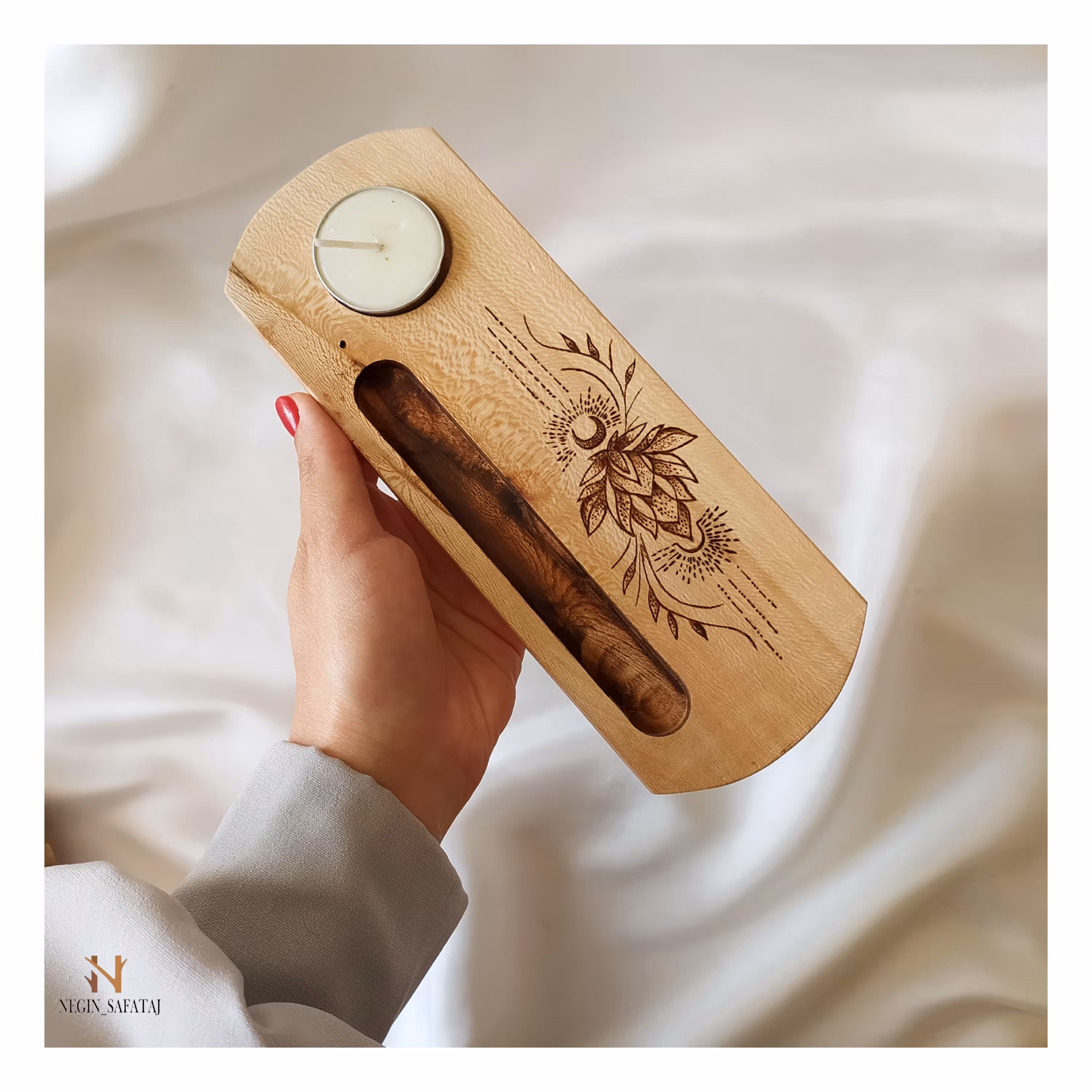 جاعودی طرح سفارشی گل نیلوفر