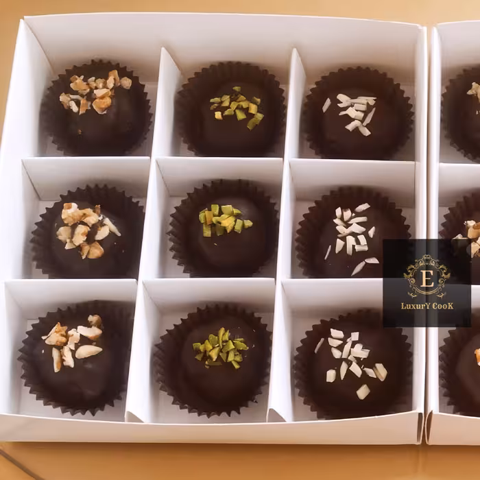 ترافل شکلاتی بیسکوئیتی معمولی و یا رژیمی هزینه پیک پس کرایه 