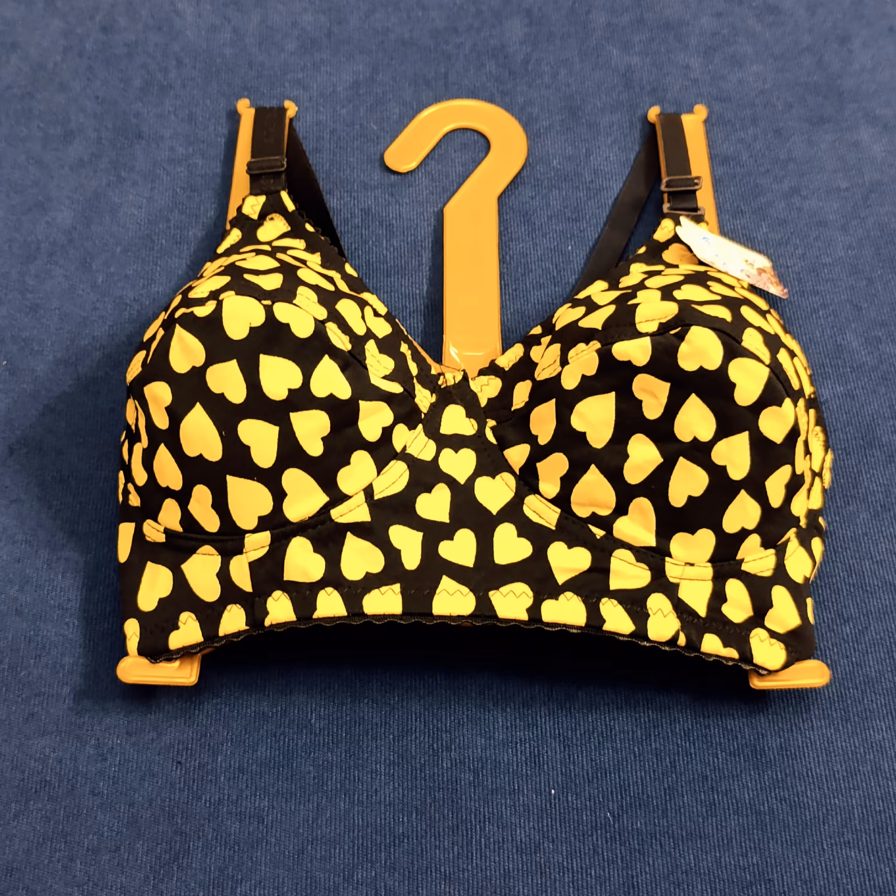 سوتین نخی قلبی زیر نخ اعلا سایز 75تا85 غرفه شیک باران 