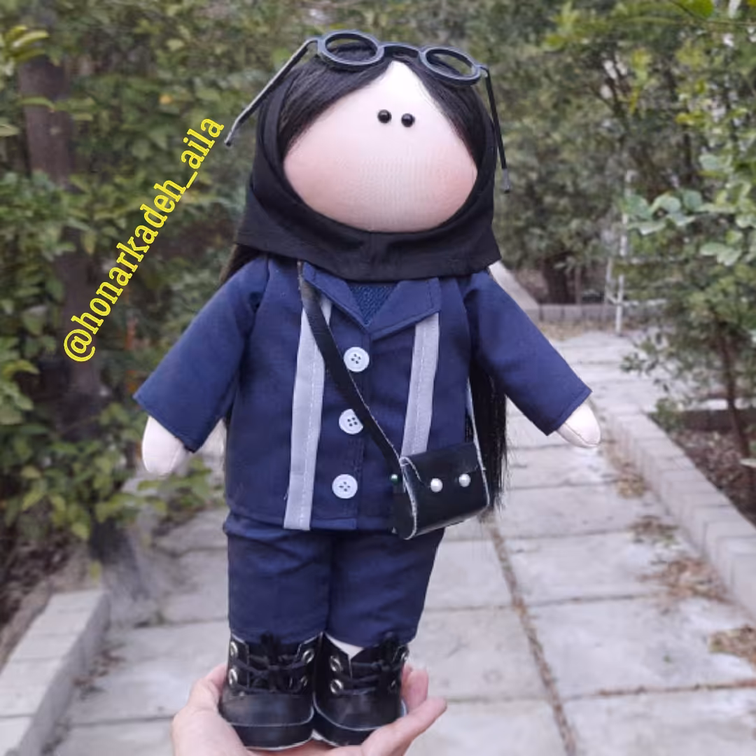 عروسک روسی معلم کارمند دانشجو دانش آموز   دستساز 32 الی 35 سانتی قابل شستشو 200گرمی ارسال رایگان 