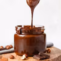 شکلات صبحانه فندقی (100درصد طبیعی) 500 گرمی