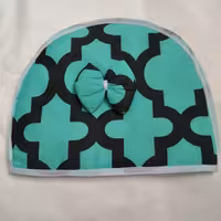 دمکنی قوری بسیارکاربردی در طرح ورنگهایی دلخواه مشتری مناسب برای دم کردن داروهایی گیاهی وخوش رنگ تر شدن چایی تان